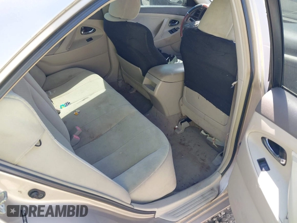 2008 Toyota Camry LE with VIN 4T1BE46K18U772114, listed as a IAAI auction lot 41983497 with 278,951 mi miles. Bid and sale history available at carsss.com. Image 8.