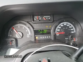 2013 Ford Econoline Passenger XL with VIN 1FMNE1BWXDDB17125, listed as a Copart auction lot 77066034 with 30,726 mi miles and Salvage title. Bid and sale history available at DreamBid. Image 9.