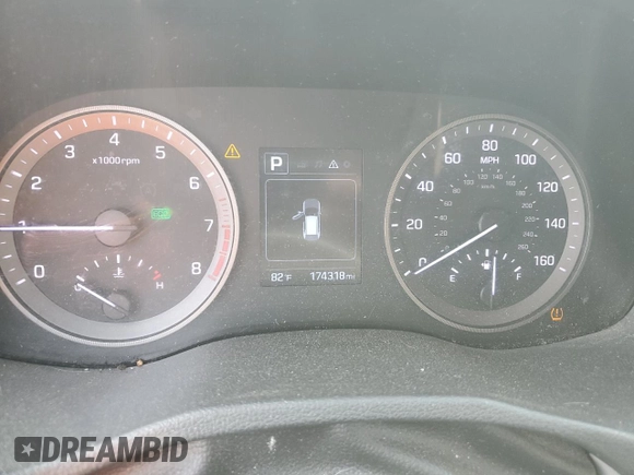 2018 Hyundai Tucson SEL with VIN KM8J3CA42JU729265, listed as a Copart auction lot 60167665 with 174,318 mi miles and Salvage title. Bid and sale history available at DreamBid. Image 9.