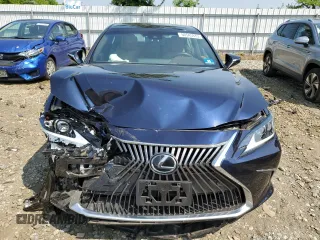 2020 Lexus ES 350 с VIN 58ADZ1B16LU056500, выставлен на аукционе Copart как лот 60545975 с пробегом 20 896 миль миль и Списание • Salvage title. История ставок и продаж доступна на DreamBid. Изображение 5.
