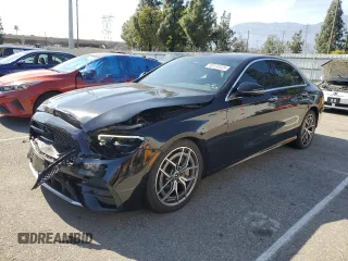 2021 Mercedes-Benz E 350 z VIN W1KZF8DB0MA879389, wystawiony jako Copart lot #55174125 z przebiegiem 160 393 mil mil oraz Szkoda całkowita • Salvage title. Historia ofert i sprzedaży dostępna na DreamBid. Obrazek 1.
