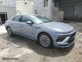 2024 Hyundai Sonata Hybrid SEL with VIN KMHL34JJ7RA096053, listed as a Copart auction lot 53102305 with 25,044 mi miles and Clean Title. Bid and sale history available at carsss.com. Image 4.