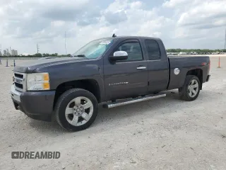 2010 Chevrolet Silverado 1500 LT with VIN 1GCSKSE33AZ115058, listed as a Copart auction lot 55384325 with 170,468 mi miles and Clean Title. Bid and sale history available at carsss.com. Image 1.