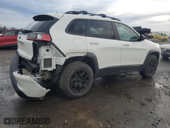 2022 Jeep Cherokee X with VIN 1C4PJMCX3ND549915, listed as a Copart auction lot 43208645 with 26,267 mi miles and Salvage Title. Bid and sale history available at carsss.com. Image 3.