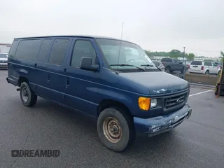 2006 Ford Econoline Passenger XL z VIN 1FBSS31L76DA23276, wystawiony jako IAAI lot #42274370 z przebiegiem 198 280 mil mil oraz . Historia ofert i sprzedaży dostępna na DreamBid. Obrazek 1.