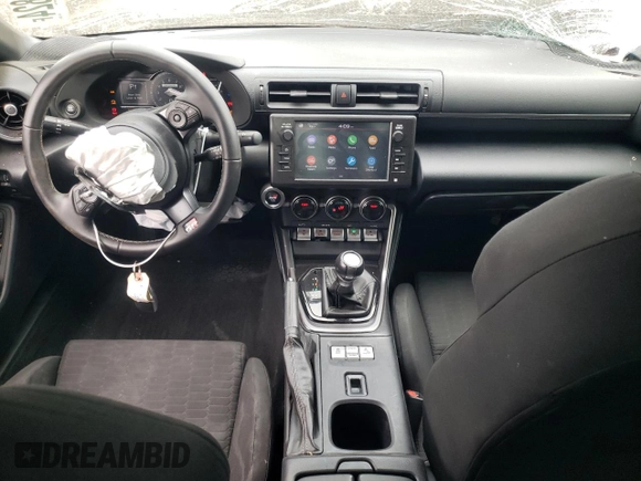 2022 Toyota 86 with VIN JF1ZNBC13N8755781, listed as a Copart auction lot 63910824 with 37,814 mi miles and Salvage Title. Bid and sale history available at DreamBid. Image 8.