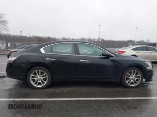2014 Nissan Maxima S с VIN 1N4AA5AP3EC454555, выставлен на аукционе IAAI как лот 41153666 с пробегом 124 550 миль миль и . История ставок и продаж доступна на DreamBid. Изображение 13.