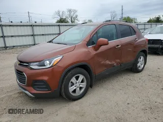 2019 Chevrolet Trax LT z VIN 3GNCJLSB0KL321415, wystawiony jako Copart lot #57061045 z przebiegiem 86 249 mil mil oraz Czysty tytuł • Clean title. Historia ofert i sprzedaży dostępna na DreamBid. Obrazek 1.