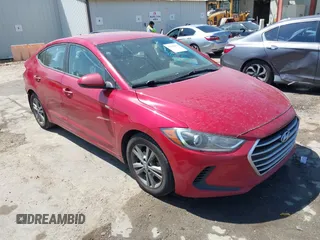 2017 Hyundai Elantra SE z VIN 5NPD84LF9HH040478, wystawiony jako IAAI lot #42408354 z przebiegiem 138 502 mil mil oraz . Historia ofert i sprzedaży dostępna na DreamBid. Obrazek 1.