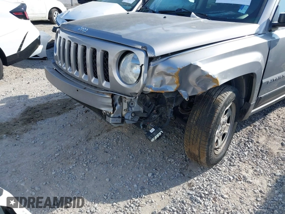2017 Jeep Patriot Sport with VIN 1C4NJRBB7HD145143, listed as a IAAI auction lot 41541812 with 79,924 mi miles and . Bid and sale history available at DreamBid. Image 6.