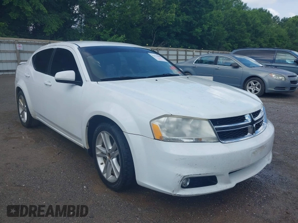 2012 Dodge Avenger SXT z VIN 1C3CDZCB8CN265750, wystawiony jako IAAI lot #42473685 z przebiegiem 163 788 mil mil oraz . Historia ofert i sprzedaży dostępna na DreamBid. Obrazek 1.