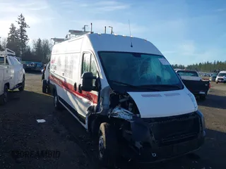 2021 Ram ProMaster Cargo with VIN 3C6MRVJG8ME580814, listed as a IAAI auction lot 41630212 with 52,904 mi miles. Bid and sale history available at carsss.com. Image 1.