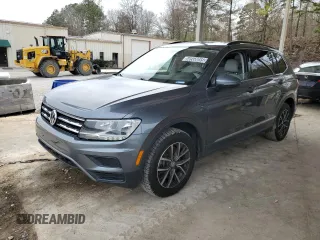 2020 Volkswagen Tiguan SE with VIN 3VV3B7AX2LM087320, listed as a Copart auction lot 50568055 with 106,781 mi miles and Clean Title. Bid and sale history available at DreamBid. Image 1.