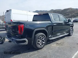 2024 GMC Sierra 1500 with VIN 1GTPHDE88RZ333584, listed as a IAAI auction lot 41581228 with 6,231 mi miles and . Bid and sale history available at DreamBid. Image 4.