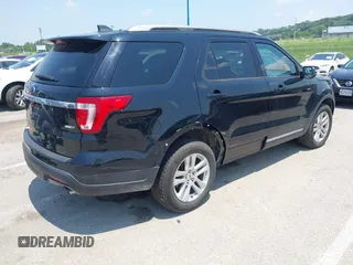 2018 Ford Explorer XLT with VIN 1FM5K8DH7JGC60950, listed as a IAAI auction lot 42335835 with 97,801 mi miles and . Bid and sale history available at DreamBid. Image 4.