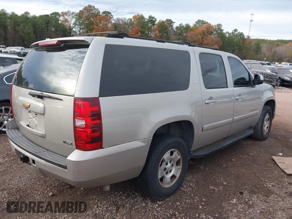 2007 Chevrolet Suburban LTZ with VIN 3GNFK16397G242438, listed as a IAAI auction lot 41096147 with 206,528 mi miles and . Bid and sale history available at DreamBid. Image 4.