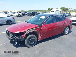 2018 Kia Optima S z VIN 5XXGT4L33JG235933, wystawiony jako IAAI lot #42260202 z przebiegiem 126 833 mil mil oraz . Historia ofert i sprzedaży dostępna na DreamBid. Obrazek 2.
