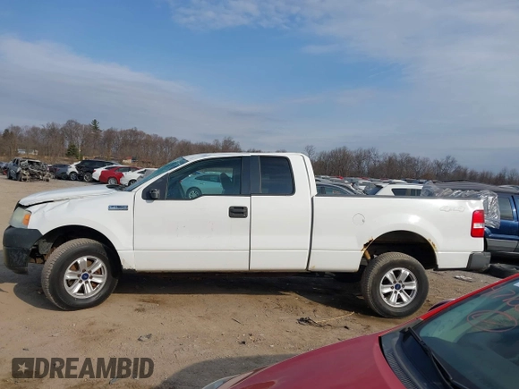 2005 Ford F-150 STX with VIN 1FTRX14W85FB72787, listed as a IAAI auction lot 41702370 with 210,544 mi miles. Bid and sale history available at carsss.com. Image 14.
