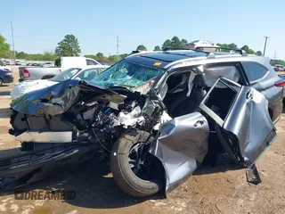 2023 Toyota Highlander L z VIN 5TDKDRAH2PS045857, wystawiony jako IAAI lot #41988866 z przebiegiem Nie podano mil oraz . Historia ofert i sprzedaży dostępna na DreamBid. Obrazek 6.