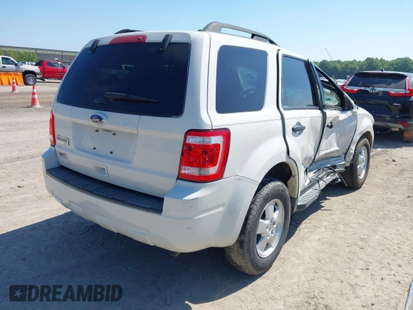 2012 Ford Escape XLT с VIN 1FMCU0D70CKB19194, выставлен на аукционе IAAI как лот 42642491 с пробегом 89 609 миль миль и . История ставок и продаж доступна на DreamBid. Изображение 4.