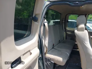2001 Ford F-150 XL с VIN 1FTRX18L81NB37683, выставлен на аукционе IAAI как лот 42400199 с пробегом Не указан миль и . История ставок и продаж доступна на DreamBid. Изображение 8.