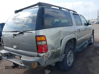 2003 Chevrolet Suburban Z71 with VIN 3GNFK16Z43G112291, listed as a IAAI auction lot 42148059 with Not Provided miles. Bid and sale history available at carsss.com. Image 4.