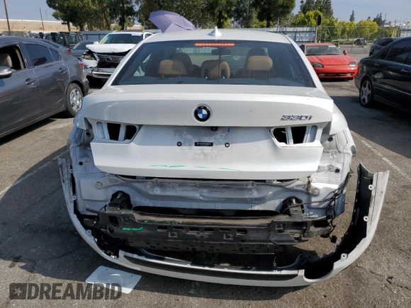2020 BMW 3 Series 330i with VIN WBA5R1C01LFH42423, listed as a Copart auction lot 54194495 with 50,688 mi miles and Salvage Title. Bid and sale history available at carsss.com. Image 6.