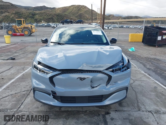 2024 Ford Mustang Mach-E Select с VIN 3FMTK1R47RMA03731, выставлен на аукционе IAAI как лот 41778026 с пробегом Не указан миль и . История ставок и продаж доступна на DreamBid. Изображение 11.