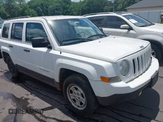 2013 Jeep Patriot Sport with VIN 1C4NJPBA1DD124830, listed as a IAAI auction lot 42505283 with 139,657 mi miles and . Bid and sale history available at DreamBid. Image 1.