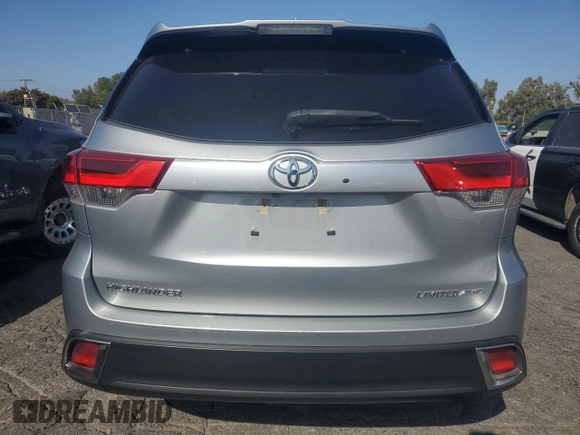 2017 Toyota Highlander Limited with VIN 5TDDZRFH4HS373365, listed as a Copart auction lot 61875495 with 90,465 mi miles and Salvage title. Bid and sale history available at DreamBid. Image 6.