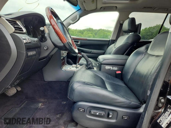 2013 Lexus LX 570 with VIN JTJHY7AX8D4086816, listed as a Copart auction lot 62361585 with Not provided miles and Clean title. Bid and sale history available at DreamBid. Image 7.
