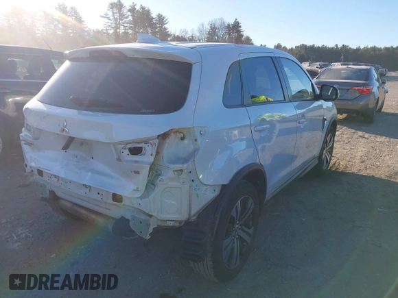 2020 Mitsubishi Outlander Sport ES 2.0 with VIN JA4AR3AU8LU029203, listed as a IAAI auction lot 41257400 with 95,121 mi miles. Bid and sale history available at carsss.com. Image 4.