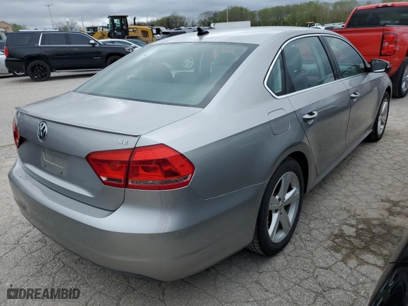 2013 Volkswagen Passat SE with VIN 1VWBP7A35DC044292, listed as a Copart auction lot 49357094 with 123,659 mi miles and Salvage Title. Bid and sale history available at carsss.com. Image 3.