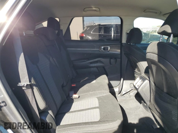 2022 Kia Sorento LX with VIN 5XYRG4LC2NG125907, listed as a Copart auction lot 42705195 with 49,529 mi miles and Salvage Title. Bid and sale history available at carsss.com. Image 11.