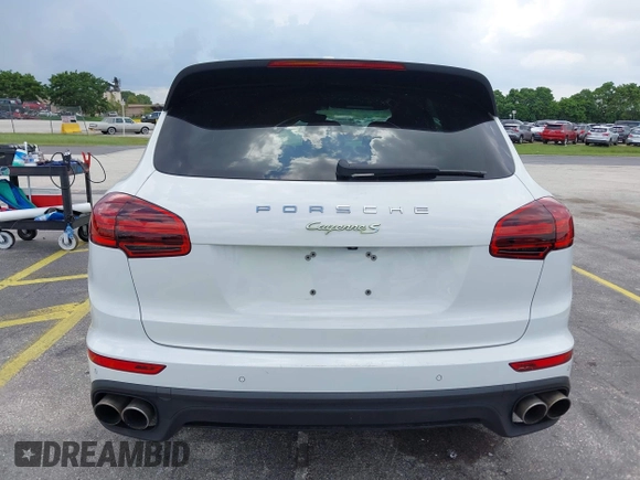 2016 Porsche Cayenne S E-Hybrid with VIN WP1AE2A25GLA63698, listed as a IAAI auction lot 42694555 with 141,957 mi miles and . Bid and sale history available at DreamBid. Image 16.