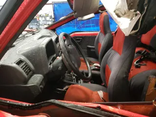 1992 Geo Tracker z VIN 2CNBJ18U1N6917736, wystawiony jako Copart lot #76609574 z przebiegiem Nie podano mil oraz Szkody całkowita. Historia ofert i sprzedaży dostępna na DreamBid. Obrazek 7.