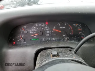 2003 Ford F-250 XL z VIN 1FTNX20F73EA04409, wystawiony jako Copart lot #84228714 z przebiegiem 142 641 mil mil oraz Szkoda całkowita • Salvage title. Historia ofert i sprzedaży dostępna na DreamBid. Obrazek 9.