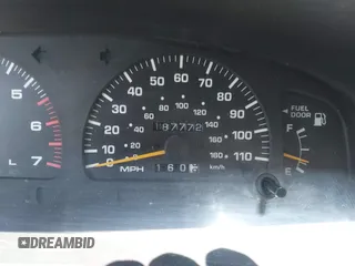 1998 Toyota 4Runner SR5 z VIN JT3HN86R2W0140234, wystawiony jako IAAI lot #42413268 z przebiegiem 187 772 mil mil oraz . Historia ofert i sprzedaży dostępna na DreamBid. Obrazek 7.