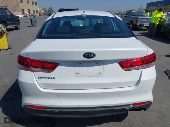 2018 Kia Optima LX z VIN 5XXGT4L35JG265371, wystawiony jako IAAI lot #42494354 z przebiegiem 86 411 mil mil oraz . Historia ofert i sprzedaży dostępna na DreamBid. Obrazek 17.