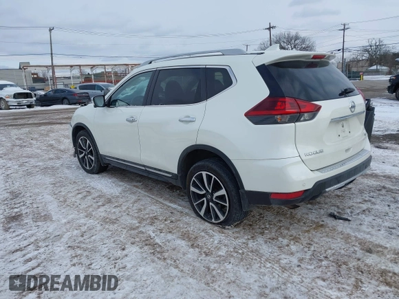 2019 Nissan Rogue SL with VIN 5N1AT2MV4KC815652, listed as a IAAI auction lot 41335282 with 47,340 mi miles. Bid and sale history available at carsss.com. Image 3.