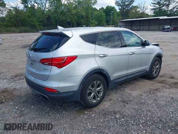 2016 Hyundai Santa Fe z VIN 5XYZT3LB9GG368906, wystawiony jako IAAI lot #42083613 z przebiegiem 83 064 mil mil oraz . Historia ofert i sprzedaży dostępna na DreamBid. Obrazek 4.