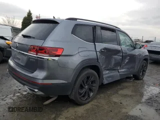 2022 Volkswagen Atlas SE with VIN 1V2KP2CA0NC501253, listed as a Copart auction lot 79123524 with 25,616 mi miles and Salvage title. Bid and sale history available at DreamBid. Image 3.