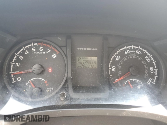 2016 Toyota Tacoma SR with VIN 5TFRX5GN5GX062688, listed as a Copart auction lot 63674655 with 202,372 mi miles and Salvage title. Bid and sale history available at DreamBid. Image 9.