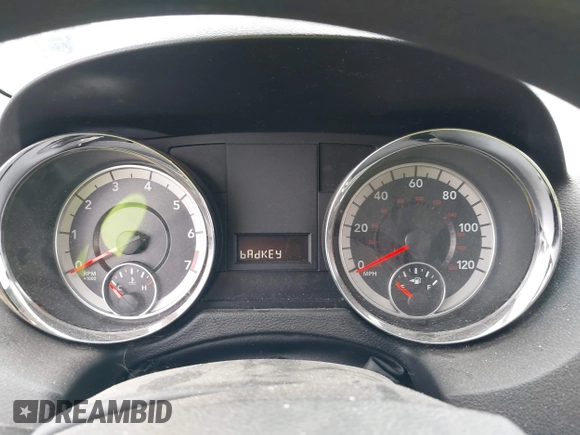 2016 Dodge Grand Caravan SXT with VIN 2C4RDGCG0GR177886, listed as a IAAI auction lot 42138184 with 151,696 mi miles. Bid and sale history available at carsss.com. Image 7.