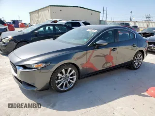 2022 Mazda 3 Select z VIN 3MZBPABL4NM313703, wystawiony jako Copart lot #52350225 z przebiegiem 24 495 mil mil oraz Czysty tytuł • Clean title. Historia ofert i sprzedaży dostępna na DreamBid. Obrazek 1.