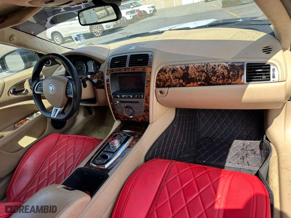 2011 Jaguar XK with VIN SAJWA4DC3BMB39168, listed as a Copart auction lot 53472345 with 85,876 mi miles and Clean Title. Bid and sale history available at carsss.com. Image 5.