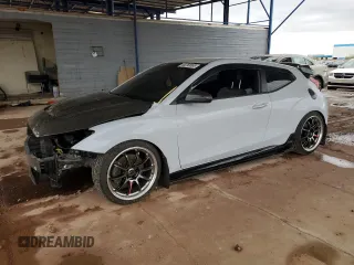 2020 Hyundai Veloster Turbo with VIN KMHTH6AB8LU028582, listed as a Copart auction lot 48250695 with 41,607 mi miles and Salvage Title. Bid and sale history available at carsss.com. Image 1.
