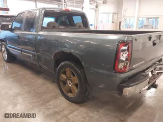 2006 Chevrolet Silverado 1500 LT1 with VIN 1GCEC19Z36Z286015, listed as a IAAI auction lot 40826253 with 263,540 mi miles. Bid and sale history available at carsss.com. Image 12.