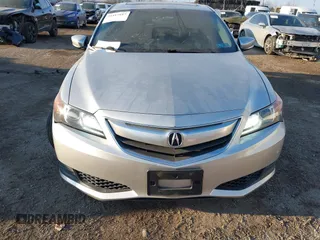 2013 Acura ILX with VIN 19VDE1F3XDE002337, listed as a IAAI auction lot 41417917 with 170,373 mi miles. Bid and sale history available at carsss.com. Image 12.