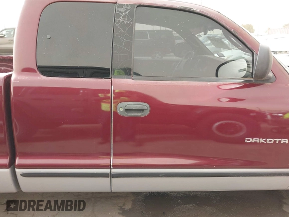 2000 Dodge Dakota with VIN 1B7GL22X2YS642070, listed as a IAAI auction lot 41348320 with 1 mi miles. Bid and sale history available at carsss.com. Image 12.